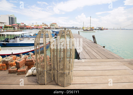 Traditionelle Bubu Fischfalle auf Chew Jetty in Penang, Malaysia Stockfoto