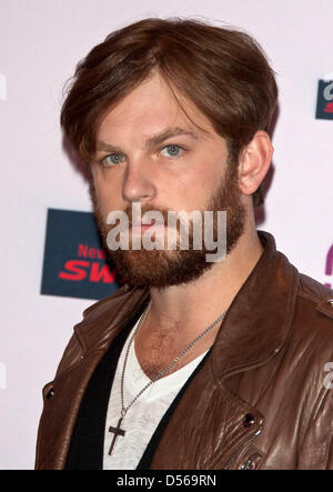 Caleb Followill, Sänger der US-amerikanischen Band Kings of Leon, kommt bei der 2010 MTV Europe Music Awards (EMA) 7. November 2010 im Caja Magica in Madrid, Spanien, statt. Foto: Hubert Boesl Stockfoto