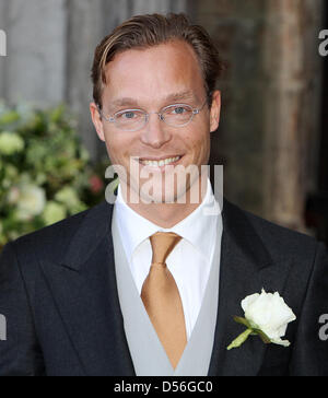 Prinz Jaime de Bourbon de Parme (Bruder des Bräutigams) besuchen die kirchliche Trauung von Prinz Carlos de Bourbon de Parme und Prinzessin Annemarie in Ter Kameren Abdij (Abbaye De La Cambre) in Brüssel, Belgien, 20. November 2010. Foto: Patrick van Katwijk Stockfoto