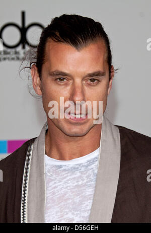 Britischer Musiker Gavin Rossdale kommt für den 38th Annual American Music Awards in Los Angeles, Kalifornien, USA, 21. November 2010. Foto: Hubert Boesl Stockfoto