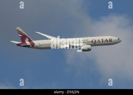 KATAR BOEING 777 300 Stockfoto