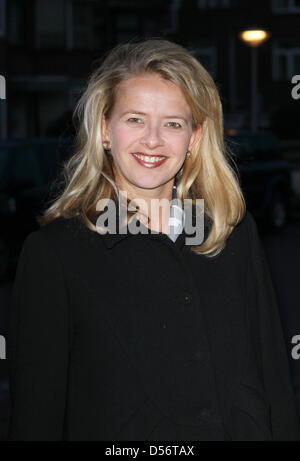 Prinzessin Mabel von den Niederlanden besucht eine Rezeption und ein Abendessen des globalen Fonds während des dritten freiwillig Nachschub-Treffens in Beelden Aan Zee Museum in Scheveningen, Niederlande, 24. März 2010. Der Global Fund ist eine internationale Finanzierungsinstitution, die Geld im Kampf gegen AIDS, Tuberkulose und Malaria investiert. Foto: Patrick van Katwijk Stockfoto