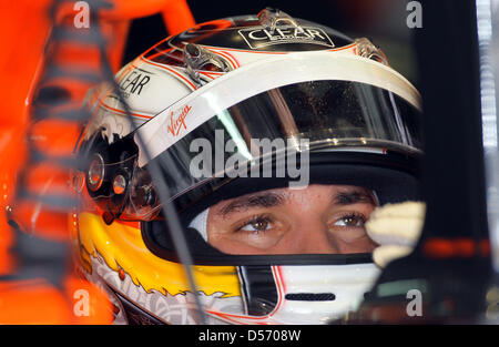 Deutscher Rennfahrer Timo Glock von Virgin Racing beim ersten Training in Sepang Circuit in der Nähe von Kuala Lumpur, Malaysia, 2. April 2010. Die 2010 Formel 1 Grand Prix von Malaysia am 04 April stattfinden. Foto: Jens Büttner Stockfoto