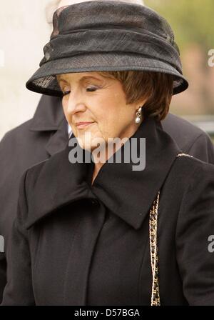 Niederländische Prinzessin Margriet besucht die Gedenkfeier Service für kanadische Soldaten im zweiten Weltkrieg auf dem Soldatenfriedhof in Groesbeek, Niederlande, 3. Mai 2010. Foto: Albert Nieboer (Niederlande) Stockfoto