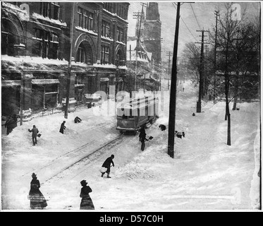 Stürmischer Tag, St. Catherine Street, Montreal, QC, 1901 Stockfoto