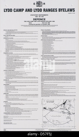 Lydd British Army Camp Live-Schießplätze Selbstverwaltungsaufgaben Zeichen Kent England Stockfoto