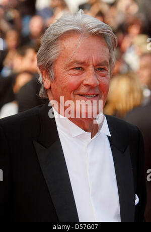 Französischer Schauspieler Alain Delon für die Premiere von kommt "Wall Street: Money Never Sleeps 2010 Cannes Film Festival in Cannes, Frankreich, 14. Mai 2010. Foto: Hubert Boesl Stockfoto