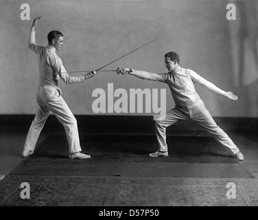 Fechter, McGill Boxen, Ringen und Fechten Club, Montreal, 1925 Stockfoto