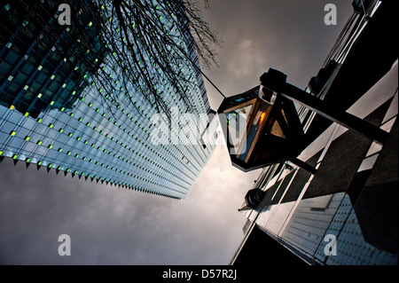 Shangri-La Hotel in Vancouver in den Himmel, West Georgia Street Stockfoto