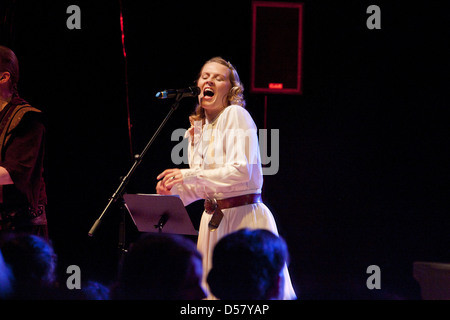 Patricia Kelly von der Kelly Family die live im CCH Congress Center. Hamburg, Deutschland - 30.11.2011 Stockfoto