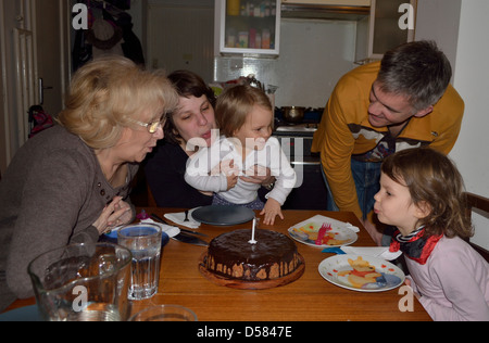 Geburtstagsparty im Hause, Happy Birthday Oma! Stockfoto