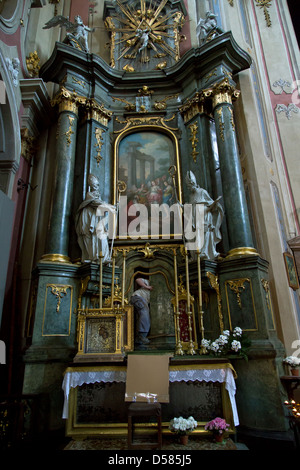 Lviv, Ukraine, Wartungsarbeiten an der Kathedrale Mariä Himmelfahrt Stockfoto