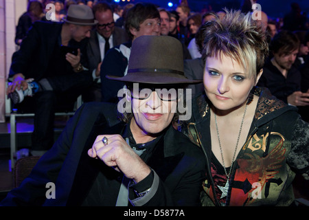 Udo Lindenberg, Tine Acke bei 1Live Krone Awards in Jahrhunderthalle - Aftershow-Party. Bochum, Deutschland - 08.12.2011 Stockfoto