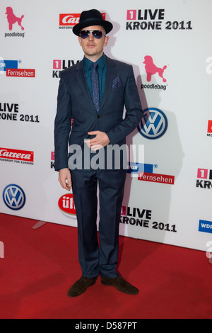 Jan Delay Live Krone Awards am Jahrhunderthallered Teppich Arrvials. Bochum, Deutschland Stockfoto