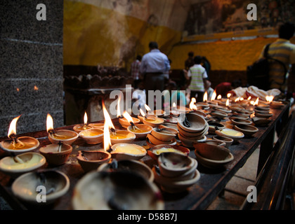 Hinduistischen Anbeter Batu Caves, Selangor, Malaysia Stockfoto