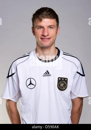 Ein deutscher Fußball-Bund (DFB) Handout Bild datiert 3. Juni 2010 Deutschland internationale Thomas Mueller während ein DFB-Foto rufen in Frankfurt Main, Deutschland. Foto: DFB/OLIVER HURST / HANDOUT / redaktionelle Nutzung nur Stockfoto