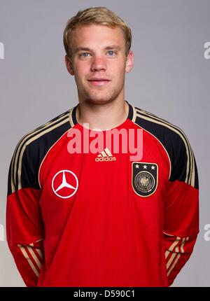 Ein deutscher Fußball-Bund (DFB) Handout Bild datiert 3. Juni 2010 von Deutschland Torwart Manuel Neuer während DFB Foto rufen in Frankfurt Main, Deutschland. Foto: DFB/OLIVER HURST / HANDOUT / redaktionelle Nutzung nur Stockfoto