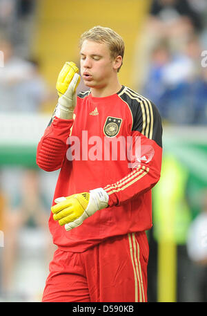 Deutschlands Torhüter Manuel Neuer im Bild während der internationalen Fußball Testspiel Deutschland Vs Bosnien und Herzegowina im Stadium der Commerzbank Arena in Frankfurt Main, Deutschland, 3. Juni 2010. Deutschland gewann das Spiel 3: 1. Foto: Achim Scheidemann Stockfoto