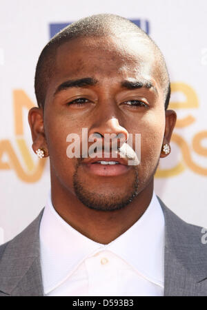 Schauspieler und Sänger Omarion kommt für die MTV Movie Awards 2010 im Gibson Amphitheater in Universal Studien in Universal City, Kalifornien, USA, 6. Juni 2010. Die Filme werden von Produzenten und Führungskräfte aus MTV ernannt und die Gewinner werden online von der Öffentlichkeit gewählt. Foto: Hubert Boesl Stockfoto