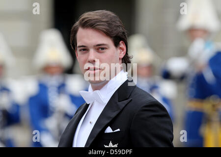 Prinz Felix von Luxemburg kommt für die Hochzeit von Kronprinzessin Victoria von Schweden und Daniel Westling in Stockholm, Schweden, 19. Juni 2010. Foto: Patrick van Katwijk Stockfoto