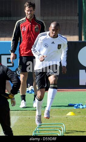 Deutsche Spieler Jerome Boateng während einer Trainingseinheit der deutschen Fußball-Nationalmannschaft im Super Stadium in Atteridgeville in der Nähe von Pretoria, 20. Juni 2010. Foto: Bernd Weißbrod dpa Stockfoto