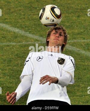 Deutsche Spieler Stefan Kiessling während einer Trainingseinheit der deutschen Fußball-Nationalmannschaft im Super Stadium in Atteridgeville in der Nähe von Pretoria, Südafrika 22. Juni 2010. Foto: Bernd Weißbrod Dpa - +++(c) Dpa - Bildfunk +++ Stockfoto