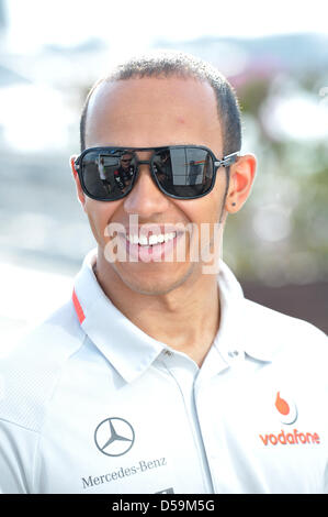 Britischer Fahrer Lewis Hamilton von McLaren Mercedes während Dritte Pactice Sitzung auf dem Stadtkurs von Valencia, Spanien, 26. Juni 2010. Die 2010 war Formel 1 Grand Prix von Europa am 27. Juni statt. Foto: David Ebener Stockfoto