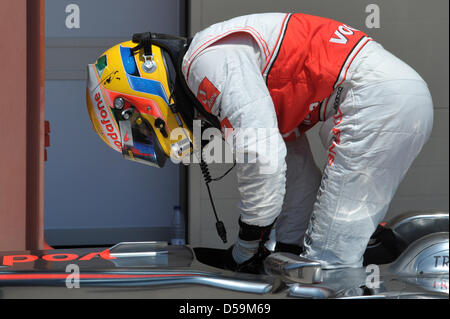 Britischer Fahrer Lewis Hamilton von McLaren Mercedes beim Qualifying auf dem Stadtkurs von Valencia, Spanien, 26. Juni 2010. Die 2010 war Formel 1 Grand Prix von Europa am 27. Juni statt. Foto: David Ebener Stockfoto