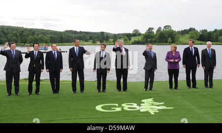 Präsident der Europäischen Kommission José Manuel Barroso, japanische Premierminister Naoto Kan, italienische Ministerpräsident Silvio Berlusconi, US-Präsident Barack Obama, Frankreichs Präsident Nicolas Sarkozy, der kanadische Premierminister Stephen Harper, Russlands Präsident Dmitri Medwedew, Bundeskanzlerin Angela Merkel, britische Premierminister David Cameron und Präsident des Europäischen Rates Herman Stockfoto