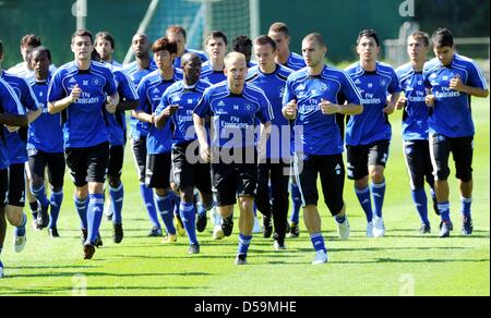 Deutsche Bundesliga-Verein Hamburger SV Spieler des Vereins beginnt seine Ausbildung in Hamburg, Deutschland, 28. Juni 2010. Foto: Maurizio Gambarini Stockfoto