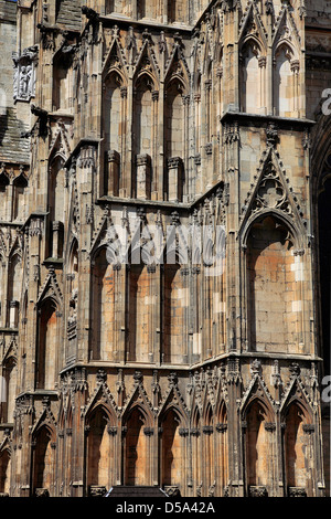 Außenansicht des South Elevation des York Minster Cathedral, York City, Yorkshire, England, UK Stockfoto