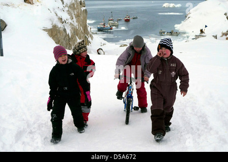 Kinder in Grönland, Westgrönland, Grönland Stockfoto