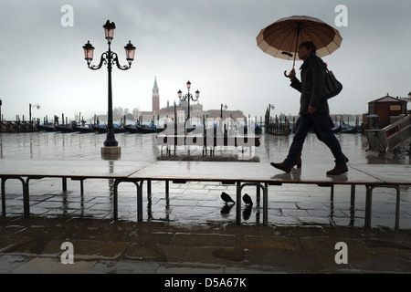 Überschwemmungen, Markusplatz, Venedig, Italien Stockfoto