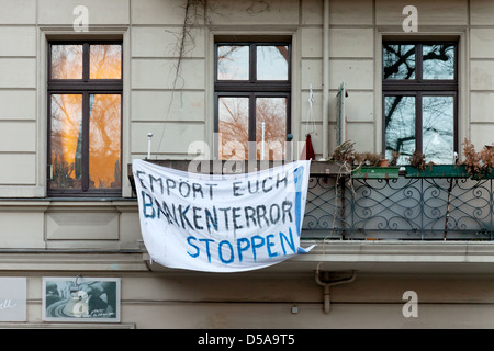 Berlin, Deutschland, Protest-Plakate auf Häuser in der Nachbarschaft Chamisso Stockfoto