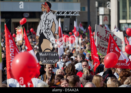 Berlin, Deutschland, Demonstration und Warnung Streik der Lehrer und Erzieher in Berlin Stockfoto