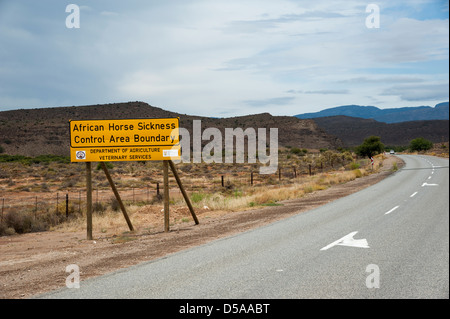 Afrikanische Pferdepest Kontrolle Bereich Grenze Straßenrand anmelden R62 Autobahn in der Nähe von Barrydale Western Cape Südafrika Stockfoto