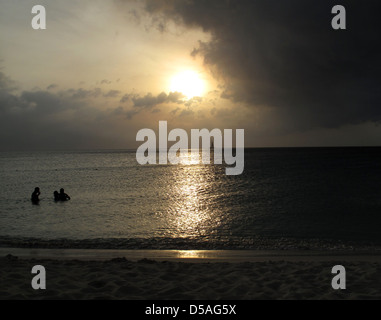 Sonnenuntergang in Aruba. Stockfoto