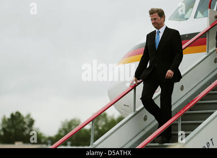 Der deutsche Außenminister Guido Westerwelle überlässt der deutsch-russischen Konsultationen aus Berlin, 14. Juli 2010. Foto: Hannibal Stockfoto