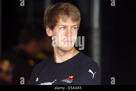 Deutsche Formel1 Rennfahrer Sebastian Vettel (Team Red Bull), erfasst bei Team Red Bull Garage auf dem Hockenheimring in Hockenheim, Deutschland, 22. Juli 2010. Foto: Jens Büttner Stockfoto