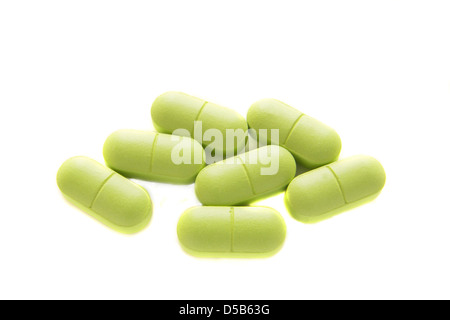 Tabletten Tabletten isoliert auf weiss Stockfoto