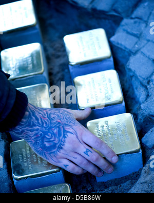 Berlin, Deutschland, Verlegung der Stolpersteine in Berlin-Charlottenburg Stockfoto