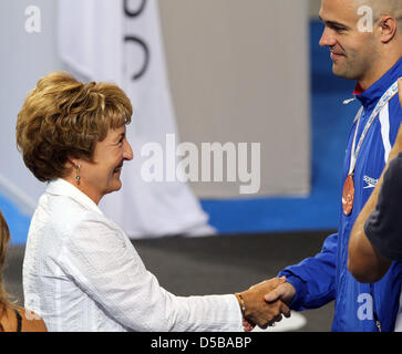 Niederländische Prinzessin Margriet besucht die Preisverleihung des Internationalen Paralympischen Komitee (IPC) Swimming World Cup 2010 in Pieter van Den Hoogenband Swimmingstadion in Eindhoven, Niederlande, 17. August 2010. Foto-Albert Nieboer / Niederlande, Stockfoto