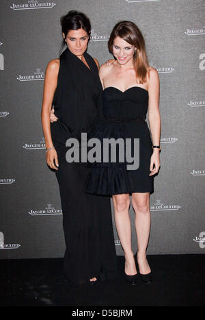 Italienische Schauspielerinnen Valeria Solarino (L) und Isabella Ragonese besuchen eine Jaeger-LeCoultre-Partei in der 67. Internationalen Filmfestspiele von Venedig am Ponte San Daniele in Venedig, Italien, 7. September 2010. Das Filmfestival findet vom 01. bis 11. September 2010. Foto: Hubert Boesl Stockfoto