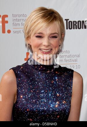 Schauspielerin Carey Mulligan besucht die Premiere von "Never Let Me Go" während der 2010 Toronto International Film Festival im Ryerson Theatre in Toronto, Kanada, 11. September 2010. Foto: Hubert Boesl Stockfoto