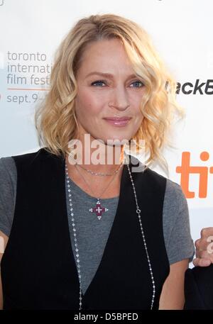 US-amerikanische Schauspielerin Uma Thurman besucht die Premiere des Films "Zeremonie" während der 35. annual Film Festival in Toronto, Kanada, 13. September 2010. Das internationale Filmfestival läuft von 09 bis 19. September 2010. Foto: Hubert Boesl Stockfoto