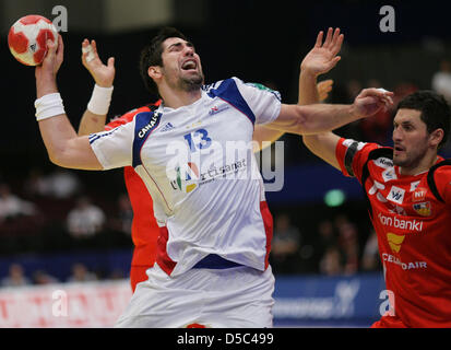 Handball-Europameisterschaft in Österreich: bin Samstag (30.01.2010) in Wien. Semis, Island - Frankreich. Der Franzose Nikola Karabatic (l) Gegen Den Isländer Alexander Petersson. Foto: Jens Wolf dpa Stockfoto