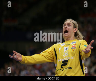 Handball-Europameisterschaft in Österreich: bin Samstag (30.01.2010) in Wien. Semis, Island - Frankreich. Der Isländische Torhüter Björgvin Gustavsson Bejubelt Einen Treffer. Foto: Jens Wolf dpa Stockfoto