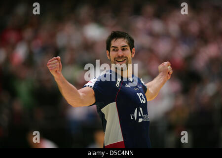 Handball-Europameisterschaft in Österreich: am Sonntag (31.01.2010) in Wien. Finale Fernsehreihe - Frankreich. Der Franzose Nikola Karabatic in Siegerpose. Foto: Jens Wolf dpa Stockfoto