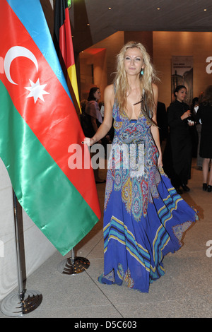 Mia Florentine Weiss auf das 20. Jubiläum der Unabhängigkeit Aserbaidschans im Pei-Bau. Berlin, Deutschland - 29.09.2011 Stockfoto