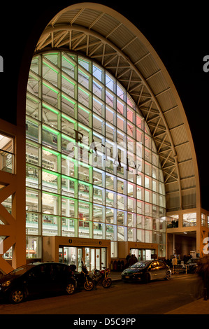 Außenansicht des Eataly Rom. Das ehemalige Terminal Ostiense. Rom, Italien Stockfoto